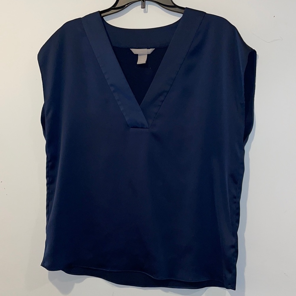 COPY - Navy sleeveless blouse